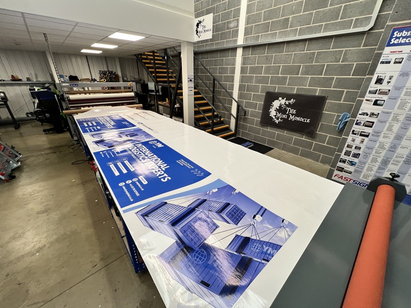 Custom Signs & Banners